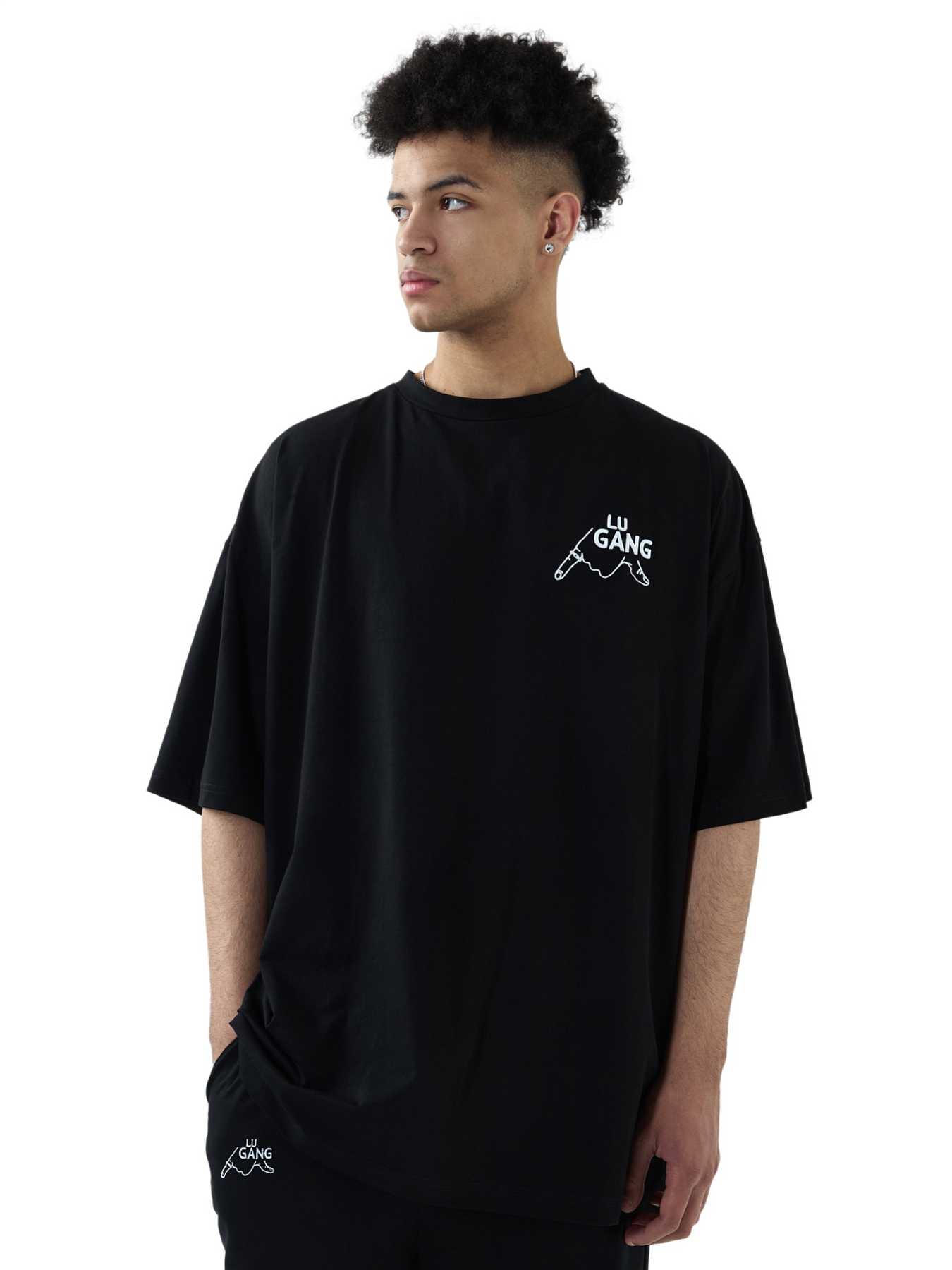 Футболка черная с высотками